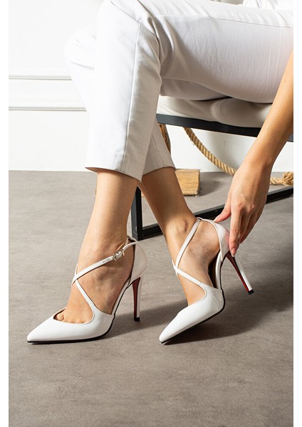 Beyaz Rugan Çapraz Bantlı Sivri Burun Ince Topuklu Kadın Stiletto Zarif Abiye Topuklu Ayakkabı fiyatları