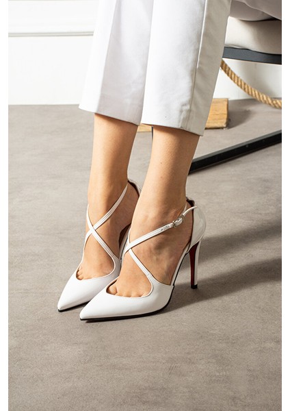 Beyaz Rugan Çapraz Bantlı Sivri Burun Ince Topuklu Kadın Stiletto Zarif Abiye Topuklu Ayakkabı modelleri
