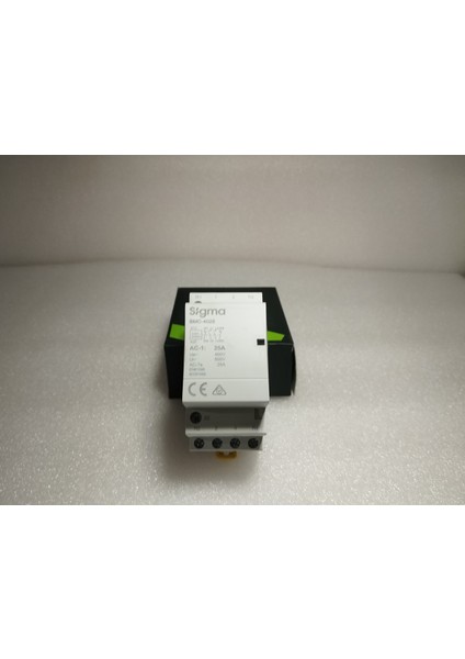 SMC-4025-2NO+2NC 25A 4p 2no+2nc Moduler Kontaktor