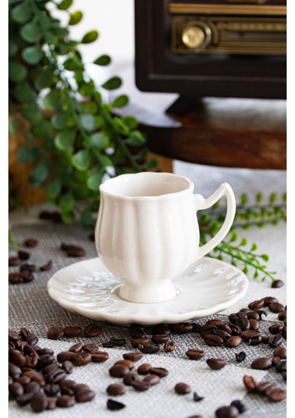 Lale 4 Parça 2 Kişilik Porselen Kahve Fincan Takımı fiyatları
