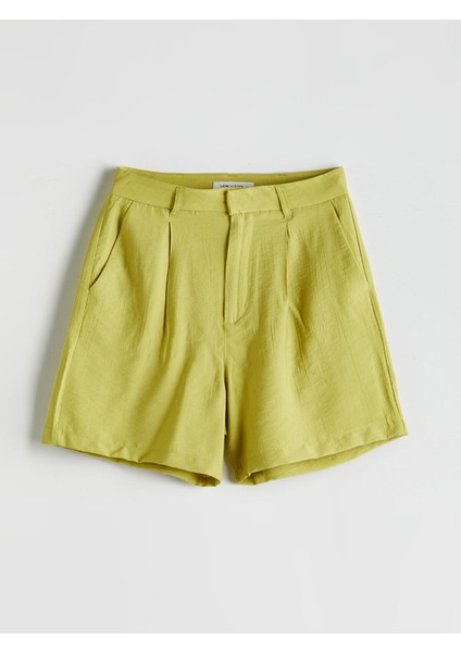 Yeni Sezon Standart Fit Kadın Şort indirimleri