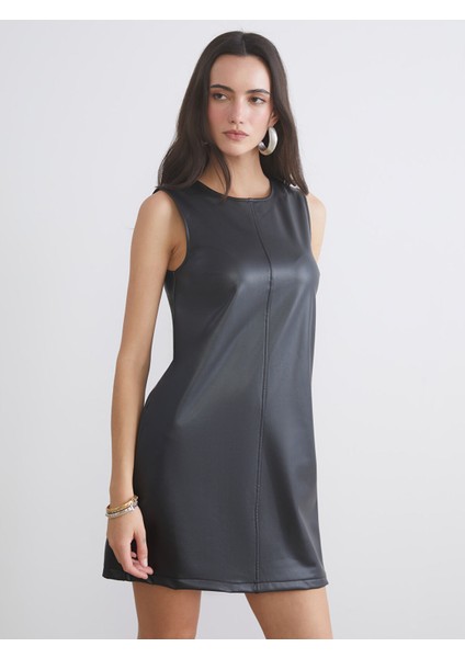 Yeni Sezon Bisiklet Yaka Deri Görünümlü Mini Elbise fiyatları