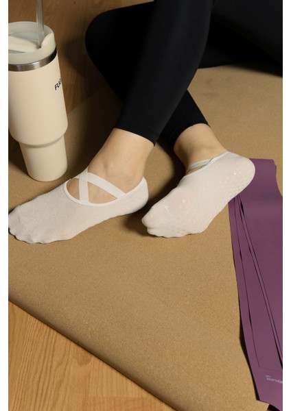 Kaydırmaz Tabanlı Pilates ve Yoga Çorabı fiyatları