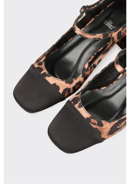 Kahve Hayvan Desenli Kadın Orta Topuk Ayakkabı fırsatları