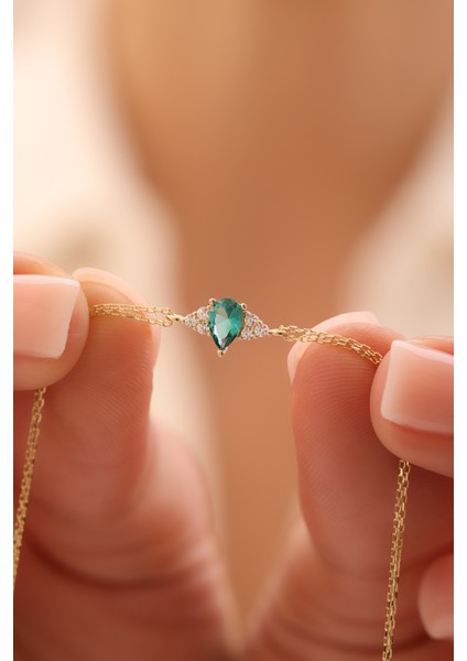 14 Ayar Altın Üçgen Zümrüt Taşlı Bileklik fiyatları