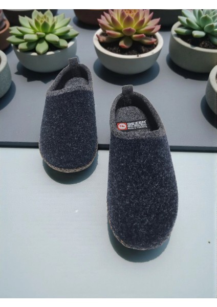 Unısex Kaymaz Taban Keçe Rahat Yumuşak Taban Ev Terlik fiyatları