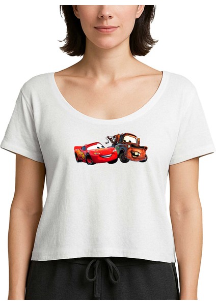 Şimşek Mcqueen ve Tow Mater Arabalar Beyaz Kadın Tişört
