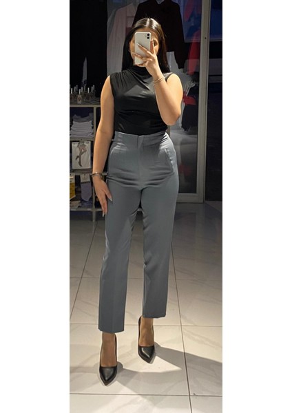 Havuç Paça Kadın Kumaş Pantolon