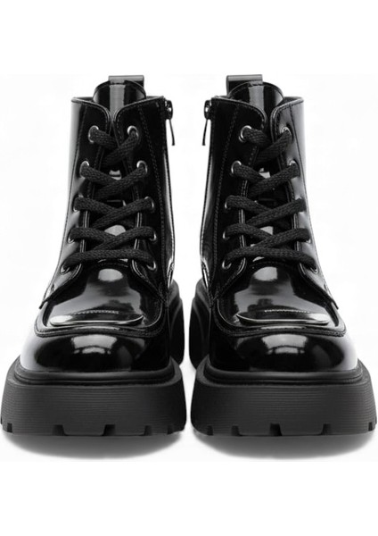 Kadın Metal Toka Detaylı Rugan Bağcıklı Fermuarlı Bot indirimleri