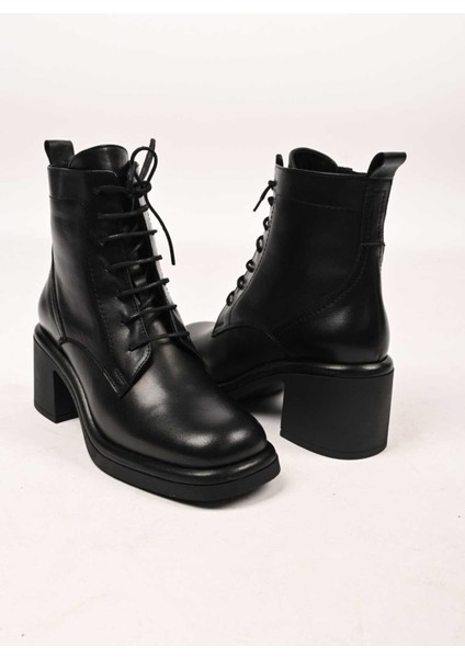 Bağcıklı Fermuarlı Termo Taban Hakiki Deri Topuklu Bot 336-1233 Kadın Bot