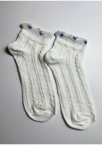 Örgü Kabartmalı Dantel Detaylı Pamuklu Kadın Çorabı