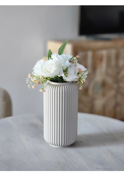 Ribbed Dekoratif Vazo – Modern Silindirik Tasarım (Çoklu Renk Seçeneği)