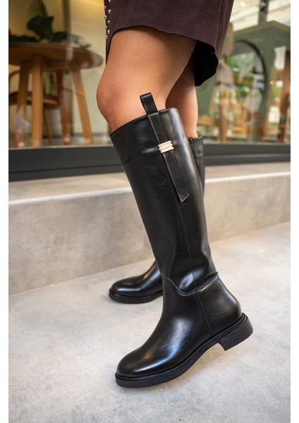 Mikara Siyah Deri Kadın Çizme