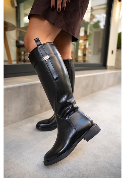 Mikara Siyah Deri Kadın Çizme indirimleri