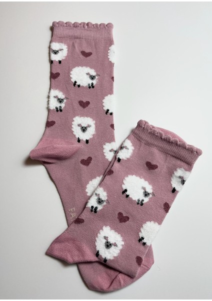 Pamuklu Koyun Desenli Kadın Çorabı modelleri