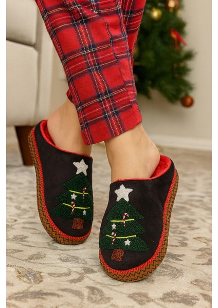 Kadın Yılbaşı Temalı Şerit Detaylı Ev Terliği fiyatları