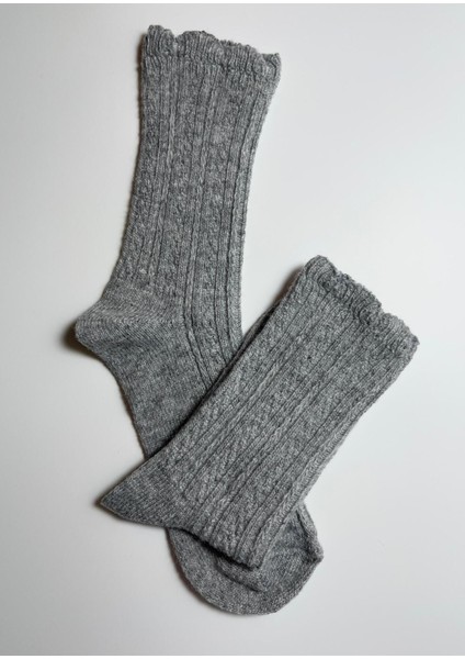Örgü Desenli Yünlü Kadın Çorabı fiyatları