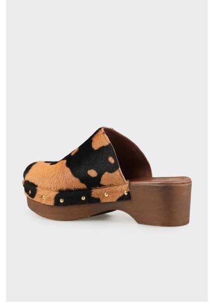 Bej Hayvan Desenli Deri Kadın Terlik modelleri