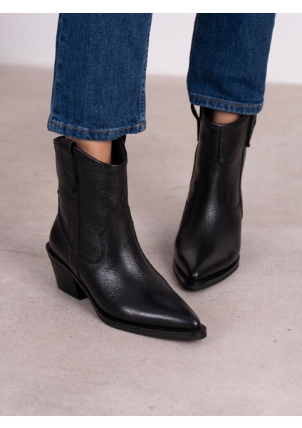 Medea Siyah Hakiki Deri Kadın Bot fiyatları