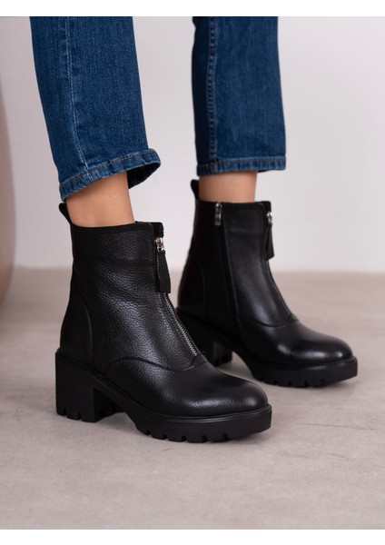Kristina Siyah Hakiki Deri Kadın Bot