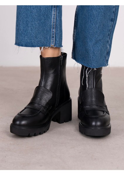 Vanya Siyah Hakiki Deri Kadın Bot