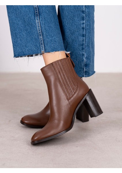 Lucia Taba Hakiki Deri Kadın Bot fiyatları