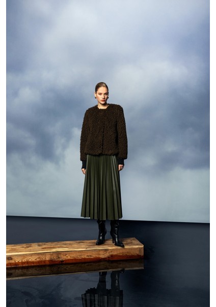 Kısa Peluş Ceket 26W50811