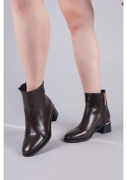 Benella Düz Alçak Topuklu Bot Kahverengi fiyatları