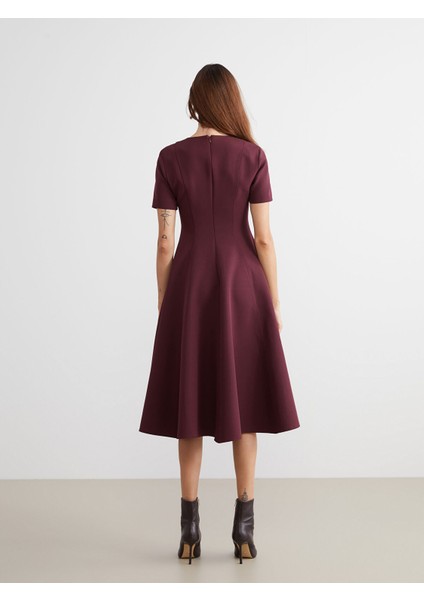 Yeni Sezon Bisiklet Yaka Belden Oturtmalı Elbise fırsatları