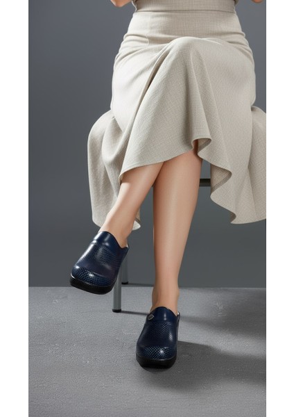 Lacivert Delikli Dolgu Topuklu Kadın Sabo Ortopedik Hemşire Doktor Aşçı Günlük Terlik fiyatları