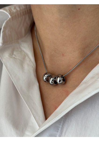 Taşlı 3 Top Çelik Kolye