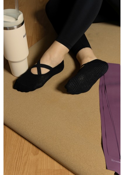 Kaydırmaz Tabanlı Pilates ve Yoga Çorabı fiyatları