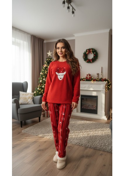 Geyik Desenli Kadın Polar Pijama Takımı