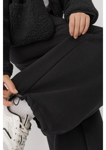 Kadın Barrel Fit Basic Şardonlu Eşofman Altı Siyah fiyatları