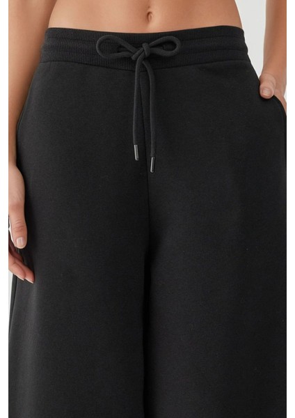 Kadın Barrel Fit Basic Şardonlu Eşofman Altı Siyah fırsatları