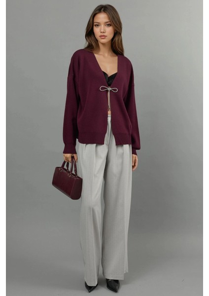 Kadın Fiyonk Detaylı V Yaka Triko Hırka Bordo Kırmızı