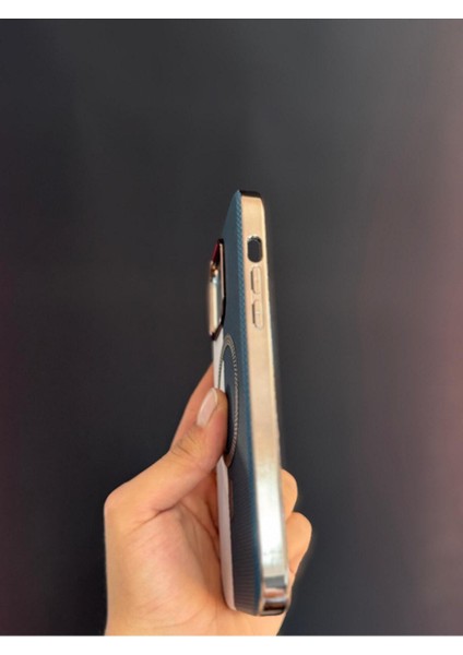 Iphone 11 Uyumlu Mavi Beyaz Sert ve Içi Kadife Suni Deri Magsafe Kılıf modelleri