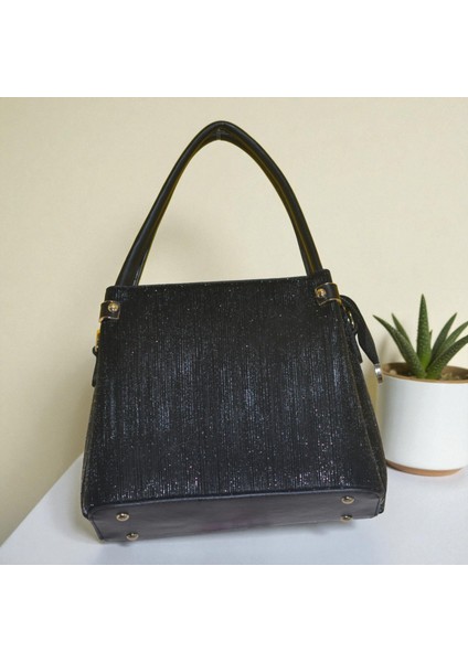 Kadın Işıltılı Gold Püskül Detaylı El ve Omuz Çantası – Şık Günlük Çanta fiyatları