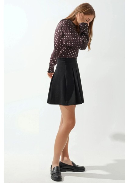 Kadın Fermuarlı Pileli Mini Etek Siyah fiyatları