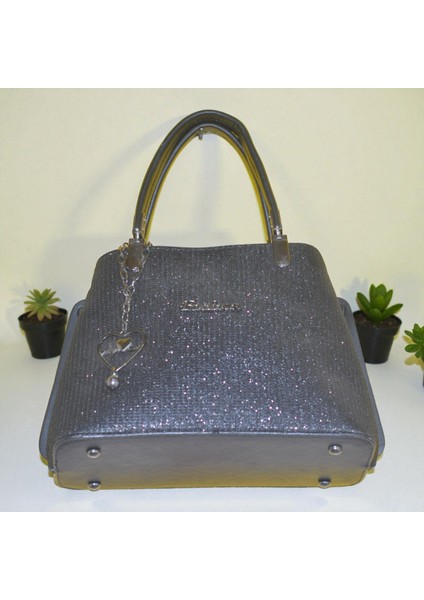 Kadın Işıltılı Kalp Aksesuarlı El ve Omuz Çantası – Zarif Küçük Günlük Çanta
