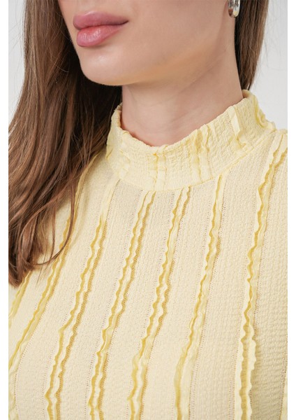 Kadın Bdart Dokulu Slim Fit Dik Yaka Bluz Kehribar Sarısı indirimleri