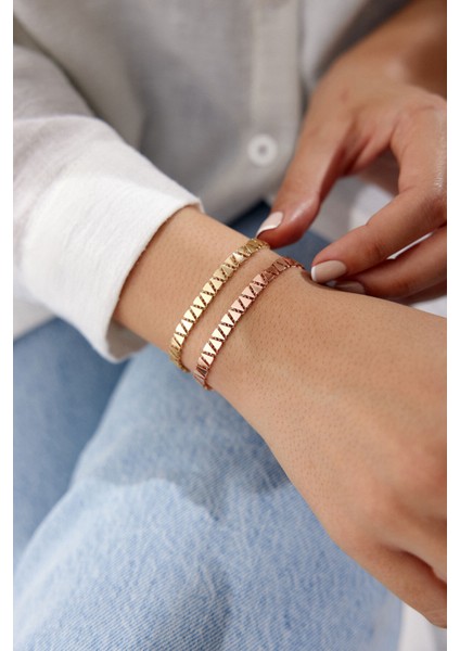 14 Ayar Altın Üçgen Bileklik modelleri