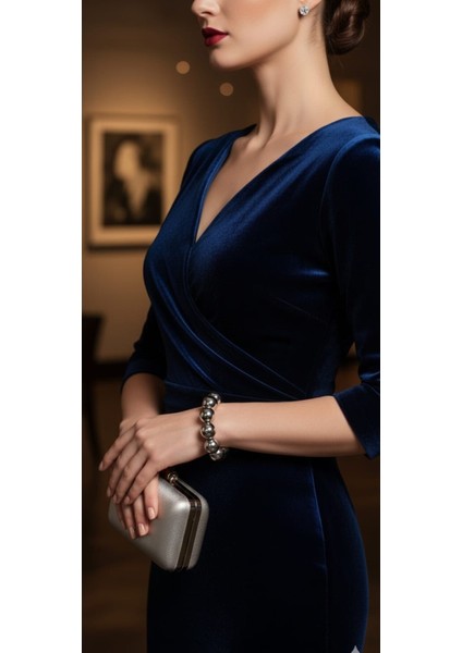 Esu Geniş Gümüş Rengi Bileklik