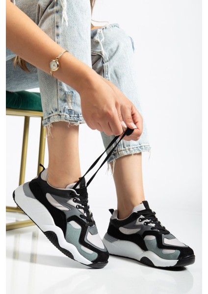 SP-172-2 Siyah Gri Bağcıklı Kadın Spor Ayakkabı