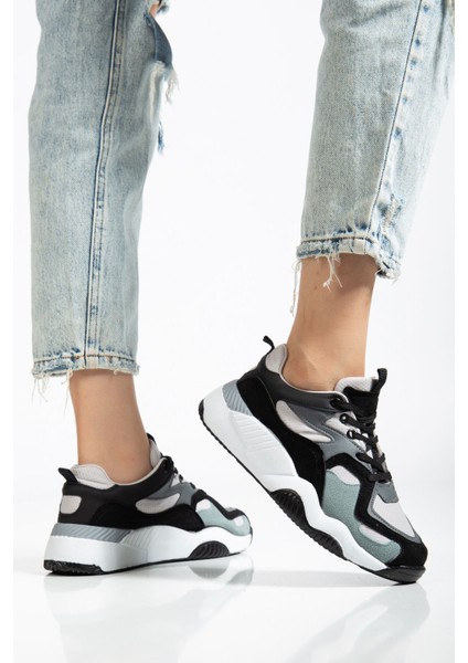 SP-172-2 Siyah Gri Bağcıklı Kadın Spor Ayakkabı fiyatları