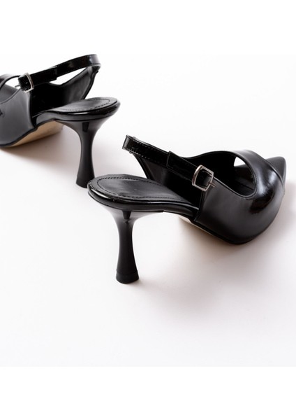 717 Siyah Rugan Sivri Burunlu Topuklu Kadın Sandalet indirimleri