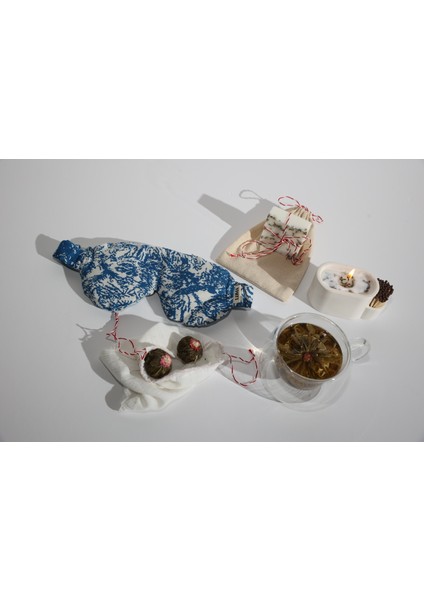 Luma Touch Hardal Tohumlu Lavantalı Göz Maskesi, Doğal Mum, Blossom Tea & Meditasyon Seti