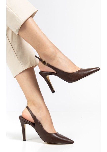 ST-1153 Kahve Günlük Arkası Açık 9 cm Topuklu Kadın Ayakkabı