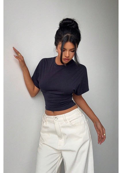 Kadın Lacivert Yarasa Kol Belden Oturtmalı Pamuklu T-Shirt