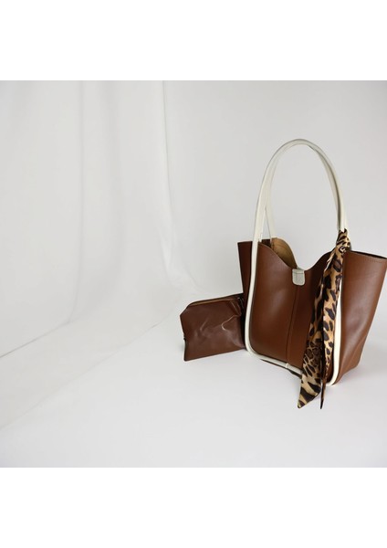 Kadın Fular Detaylı Yavrulu Omuz Çantası fiyatları